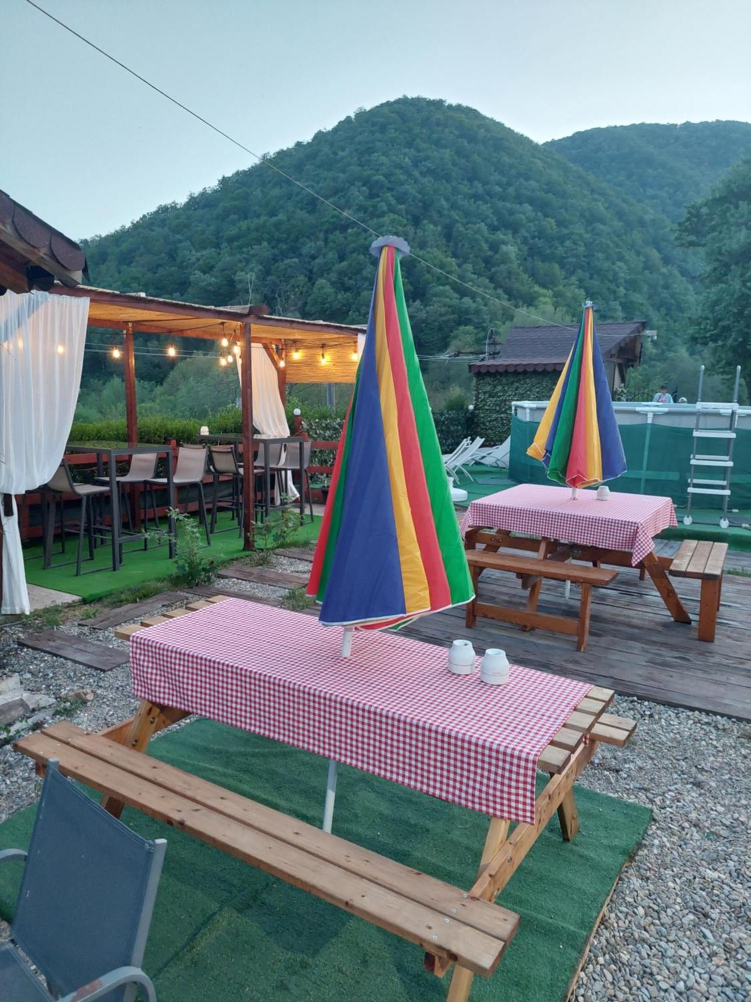 Clisura Dunarii Casutele Danca Ogradina Exterior foto